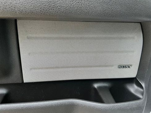 Used 2014 Ford F150 FX4 w/ Equipment Group 402A Luxury AWD/4WD image 30