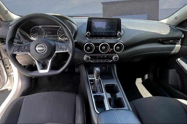Used 2025 Nissan Sentra SV FWD image 7