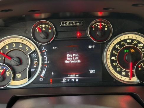 Used 2017 RAM 1500 Laramie w/ Convenience Group image 19