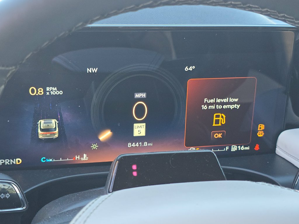 Used 2026 Lincoln Aviator AWD image 28