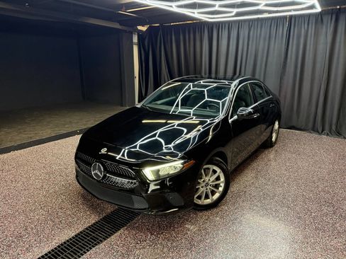 Used 2019 Mercedes-Benz A 220 4MATIC w/ Premium Package image 2