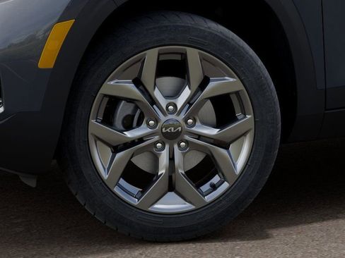 New 2026 Kia Seltos LX FWD image 10