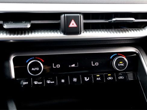 Used 2023 Kia K5 GT-Line image 18