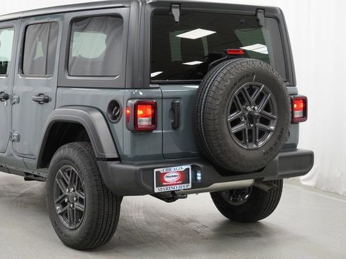 New 2026 Jeep Wrangler Unlimited Sport AWD/4WD image 13