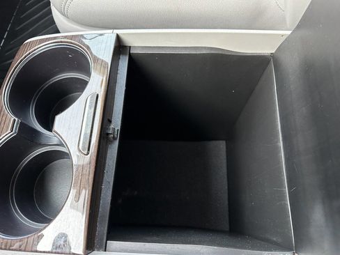 Used 2019 Toyota Sienna AWD image 50