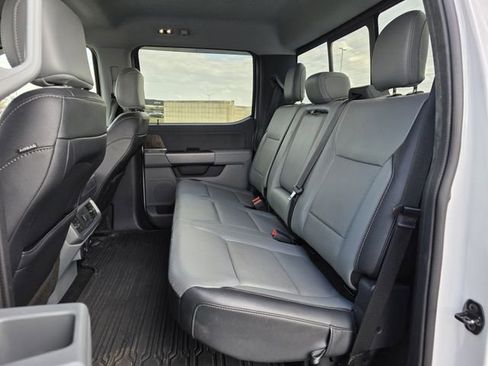 Certified 2022 Ford F150 Lariat w/ Trailer Tow Package image 17