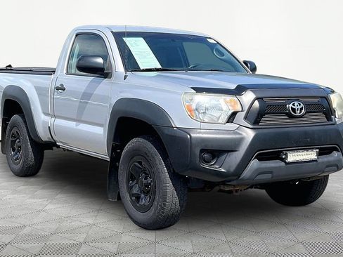 Used 2012 Toyota Tacoma 4x4 Regular Cab image 3
