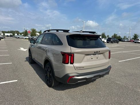 Certified 2025 Kia Sorento SX AWD/4WD image 10
