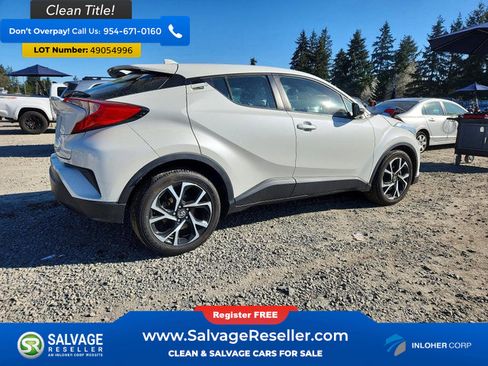 Used 2018 Toyota C-HR XLE image 4