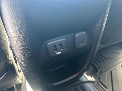 Certified 2022 GMC Canyon Elevation w/ Trailering Package image 41