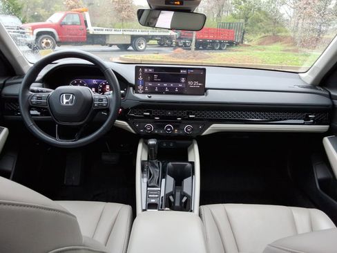 Used 2023 Honda Accord EX-L image 20