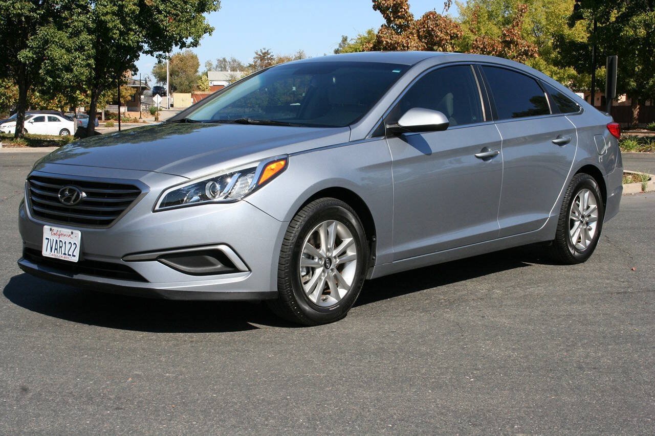 Used 2017 Hyundai Sonata SE FWD image 8