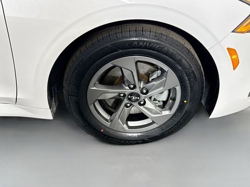 Used 2023 Kia K5 LXS FWD image 32