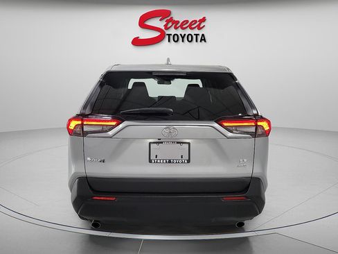 Certified 2024 Toyota RAV4 LE AWD/4WD image 3