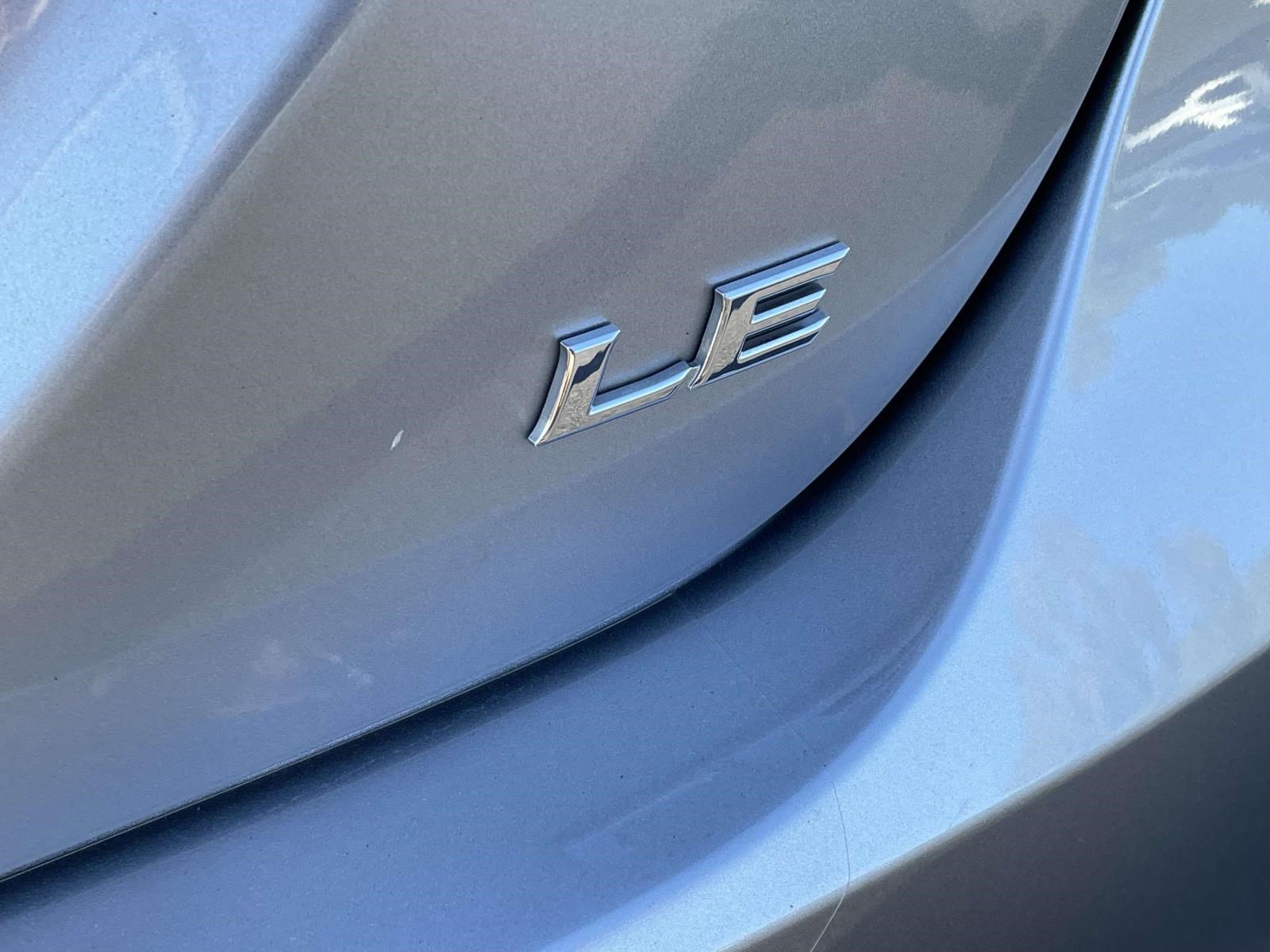 Used 2020 Toyota Camry LE FWD image 8