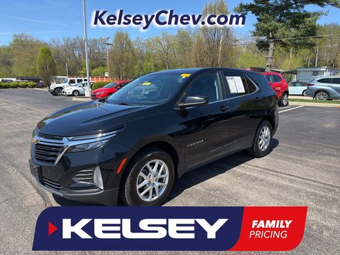 Used 2024 Chevrolet Equinox LT AWD/4WD image 1