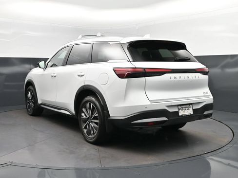 Certified 2026 INFINITI QX60 Luxe w/ Cargo Package FWD image 5