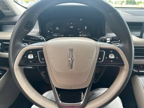 Used 2020 Lincoln Aviator 2WD image 13