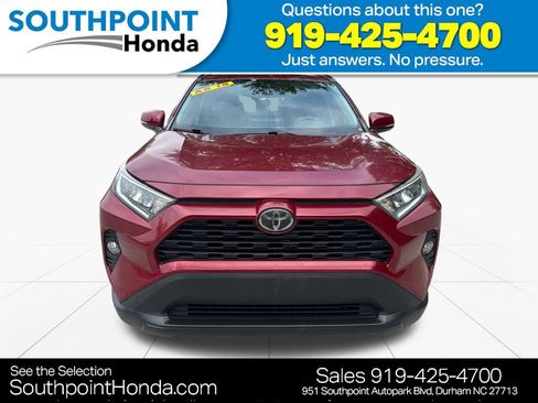 Used 2019 Toyota RAV4 XLE Premium AWD/4WD image 2