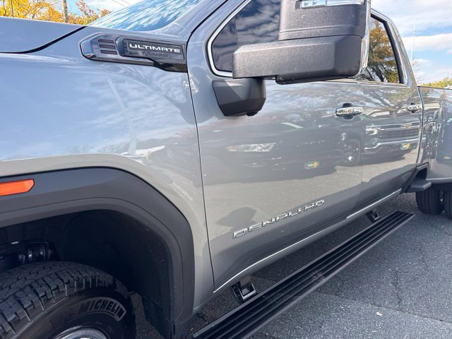 Used 2026 GMC Sierra 3500 Denali Ultimate AWD/4WD image 19