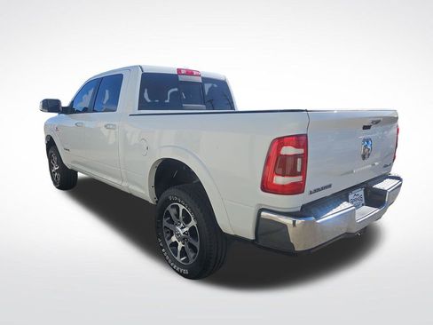 Used 2021 RAM 2500 Laramie AWD/4WD image 3