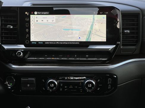 New 2026 GMC Sierra 1500 Elevation image 18