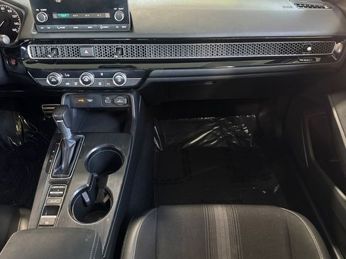 Used 2023 Honda Civic Sport image 32