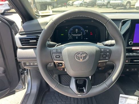 New 2026 Toyota Camry SE FWD image 17
