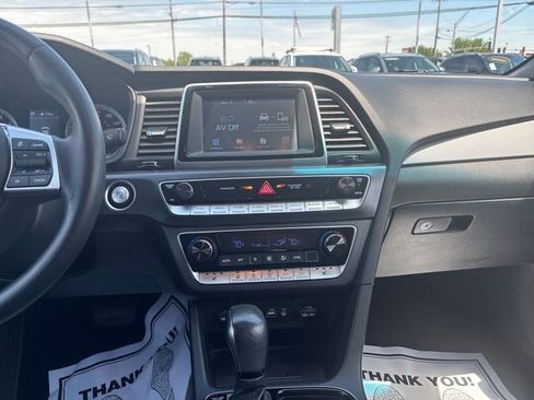 Used 2019 Hyundai Sonata SEL FWD image 16