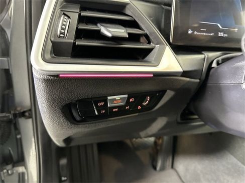 Used 2023 BMW 330i Sedan image 18