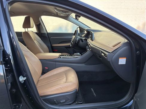 Used 2021 Hyundai Sonata Limited FWD image 12