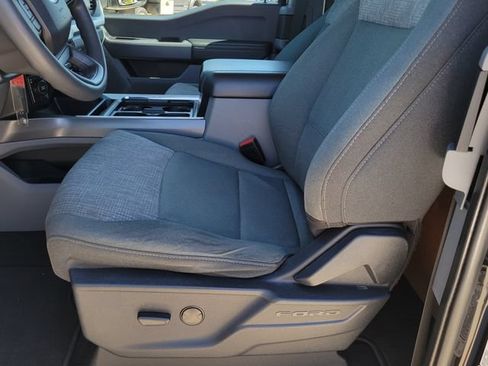 Used 2023 Ford F250 XLT AWD/4WD image 6