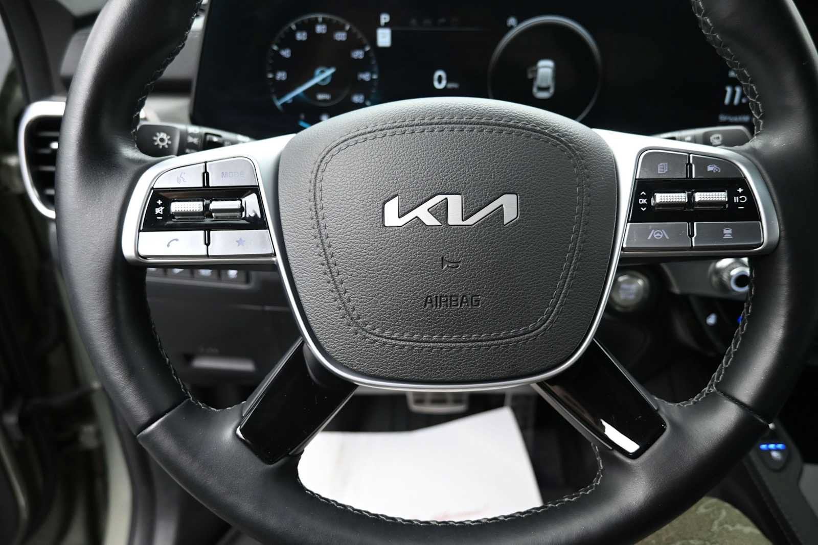 Used 2025 Kia Telluride SX X-Line AWD/4WD image 6
