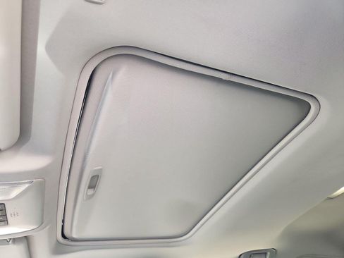 Used 2023 Toyota RAV4 XLE w/ Convenience Package FWD image 24
