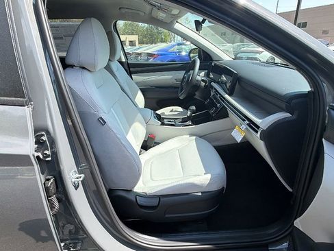 New 2026 Hyundai Tucson SEL image 14