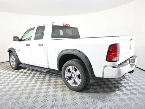 Used 2019 RAM 1500 Express w/ Express Value Package AWD/4WD image 4