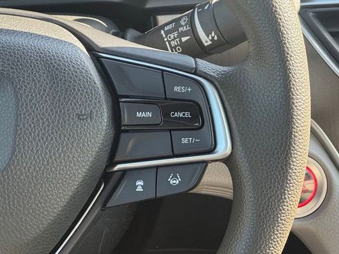 Used 2019 Honda Accord LX image 12