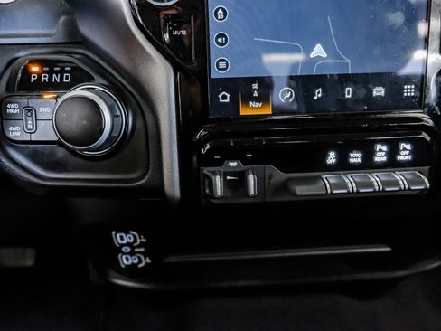 Used 2024 RAM 2500 Big Horn w/ Sport Appearance Package image 26