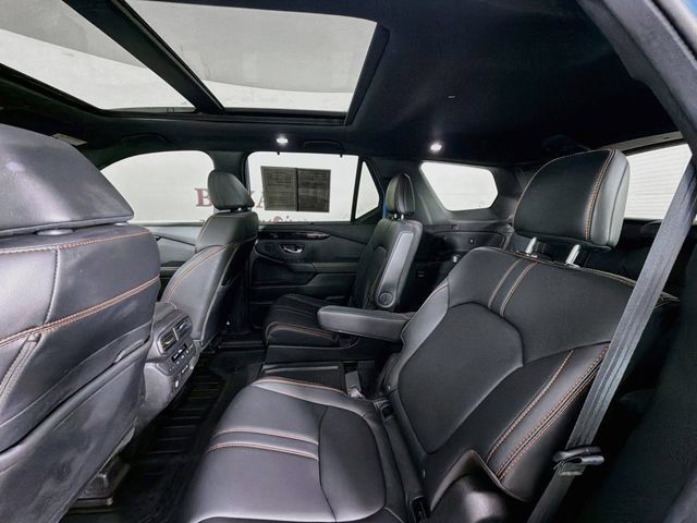 Used 2024 Honda Pilot TrailSport image 29