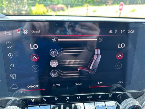 New 2026 GMC Canyon Denali w/ LPO, Denali Black Edition AWD/4WD image 33