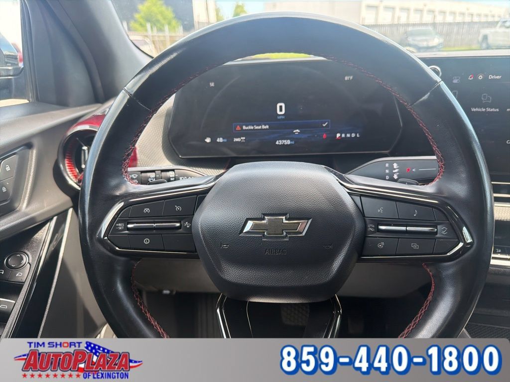 Used 2026 Chevrolet Equinox RS AWD/4WD image 8