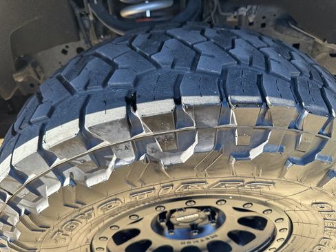 Used 2023 Ford F150 Raptor image 12