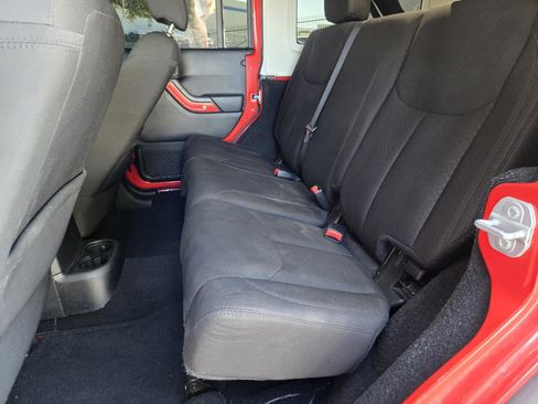 Used 2016 Jeep Wrangler Unlimited Sport w/ Quick Order Package 24S image 10