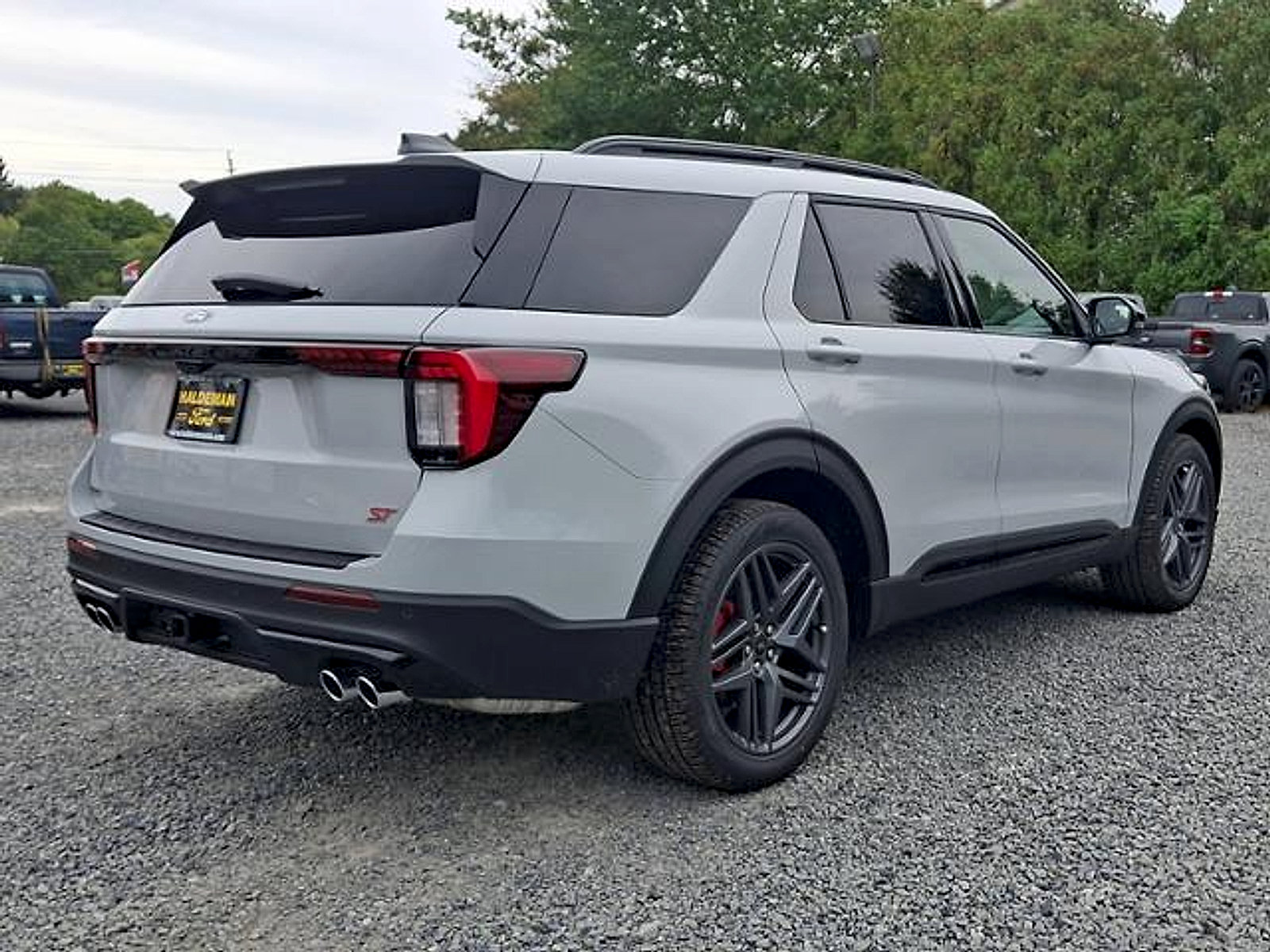 New 2027 Ford Explorer ST AWD/4WD image 4