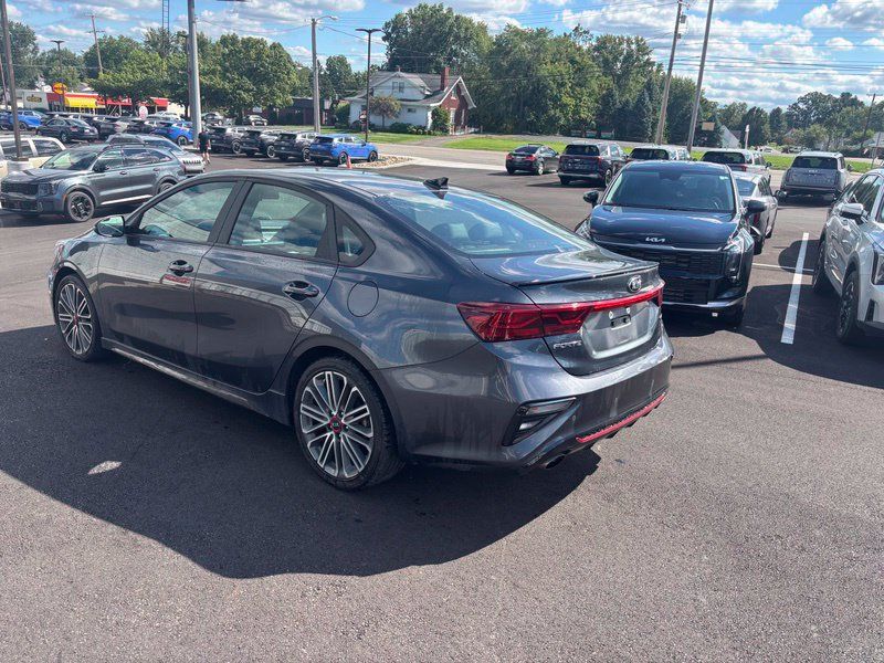 Certified 2021 Kia Forte GT w/ GT2 Package FWD image 6