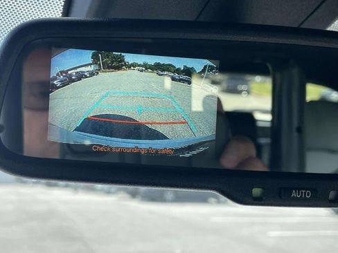 Used 2018 Toyota C-HR XLE FWD image 26