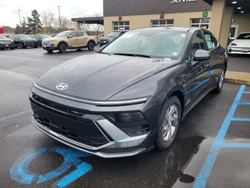 New 2026 Hyundai Sonata SE FWD image 8