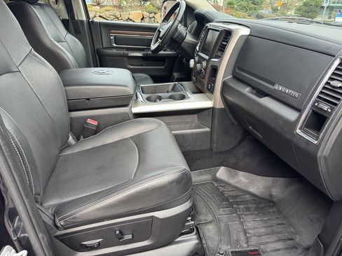 Used 2016 RAM 1500 Laramie w/ Convenience Group image 18