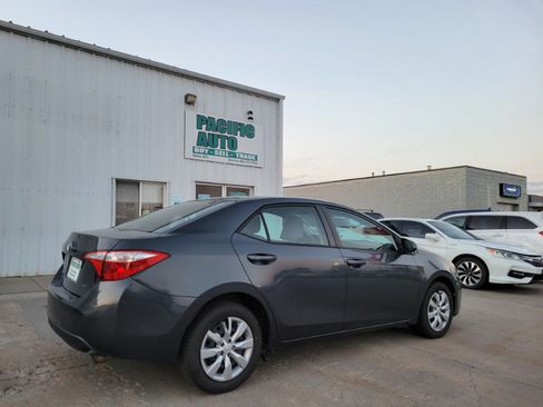 Used 2014 Toyota Corolla LE FWD image 8