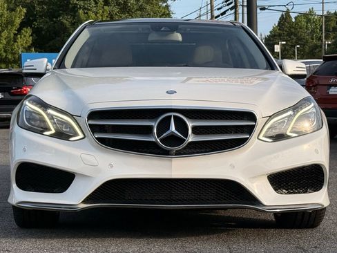 Used 2014 Mercedes-Benz E 550 4MATIC Sedan image 8